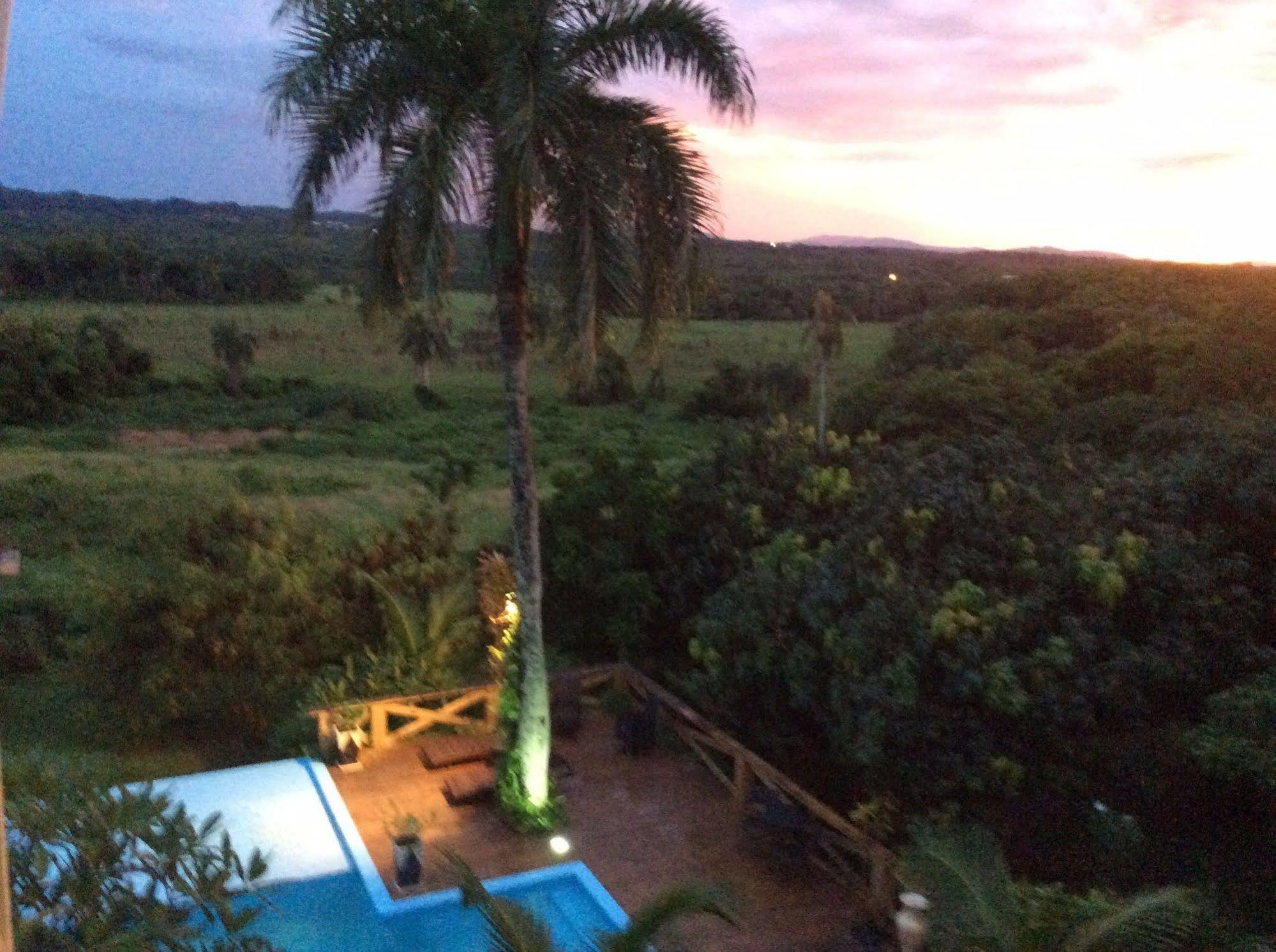 Casa Lilly Bed & Breakfast Cabarete Eksteriør bilde